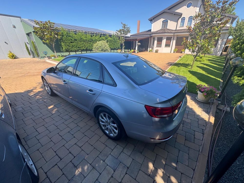 Audi A4 B9 2017 import Italia
