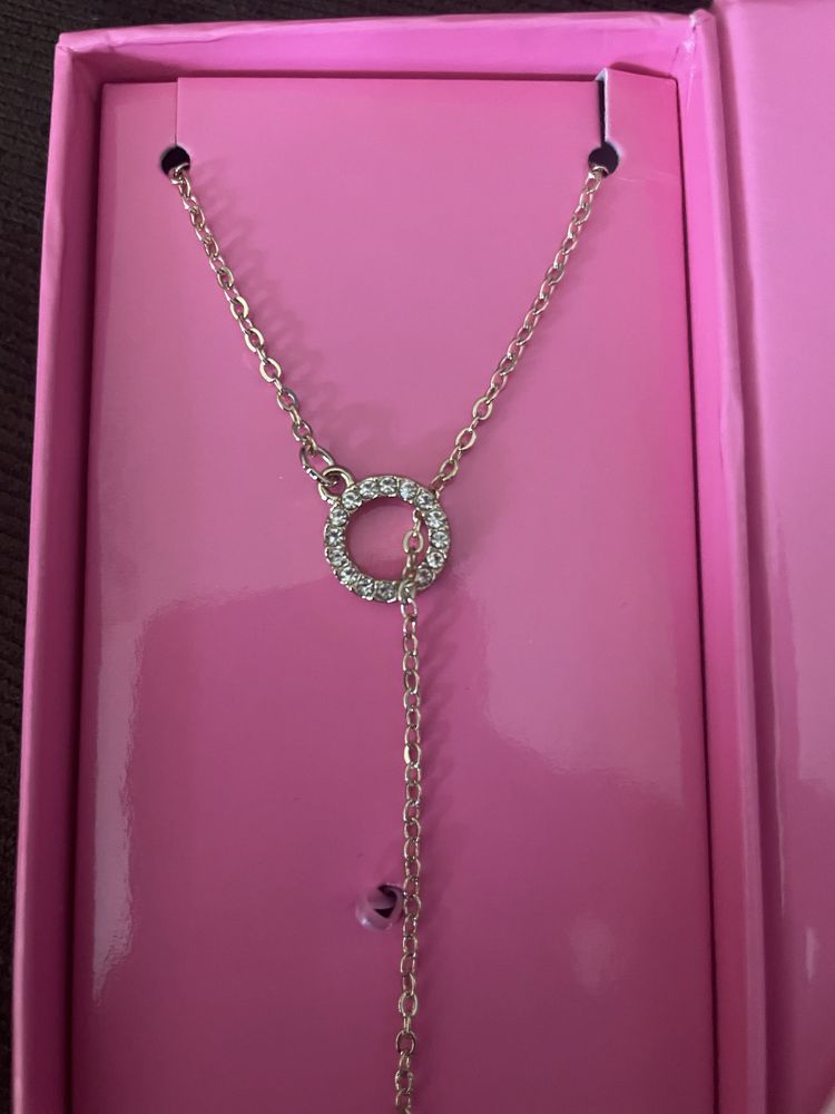 Victoria's Secret Gold Fashion Necklaces & Pendants