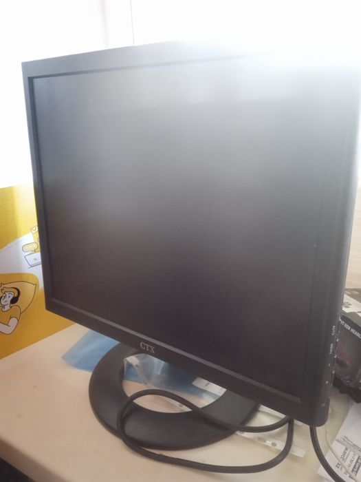 Продам монитор компьютерный СТХ. Состояние б/у. Работает отлично.