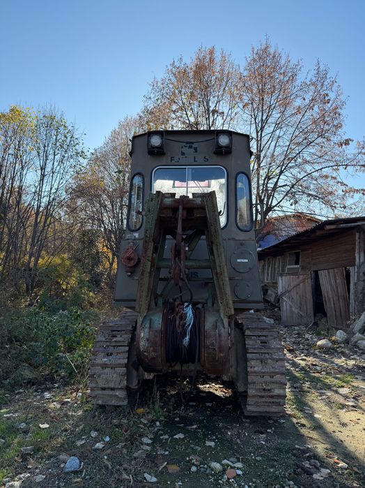 FIAT-ALLIS - челен товарач с лебедка 26 тона