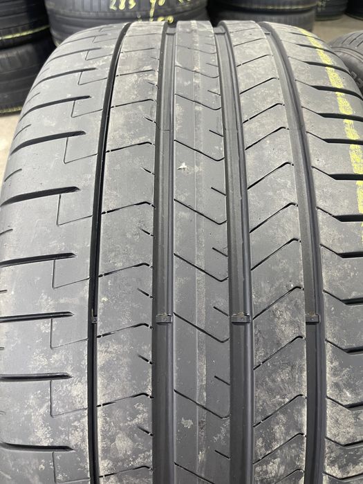 2 anvelope de vara Pirelli 295/35/22