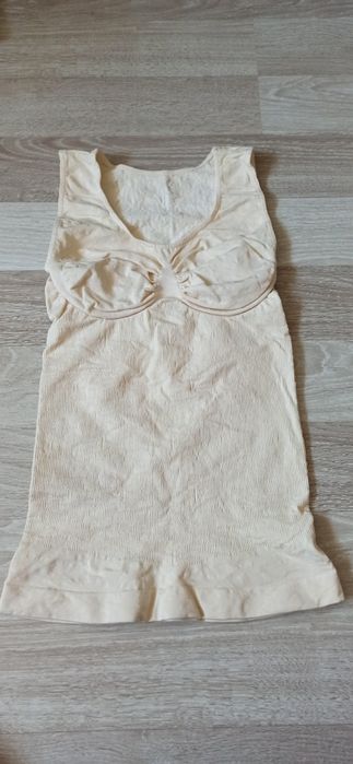 Bodyuri modelatoare noi