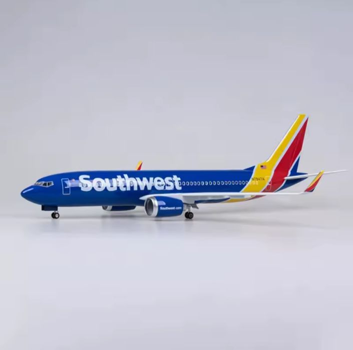 47CM UNICA macheta business LED de avion Southwest Airlines Boeing 737