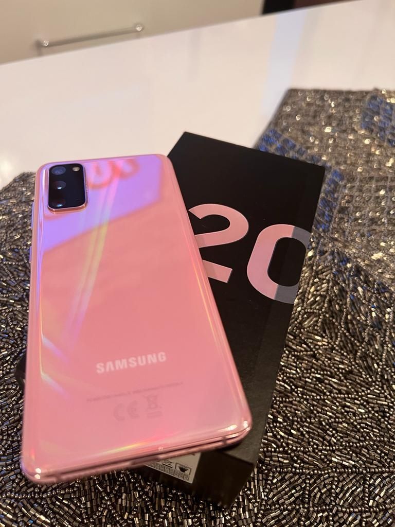Samsung Galxy S 20 Pink
