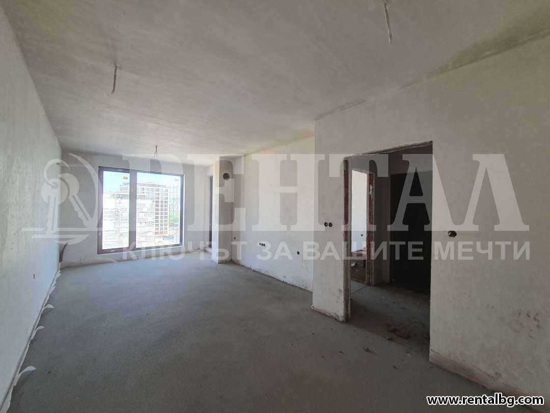 Продава се Двустаен апартамент в Пловдив, Тракия - 68 кв.м за 1190 €/кв.м - Снимка #1