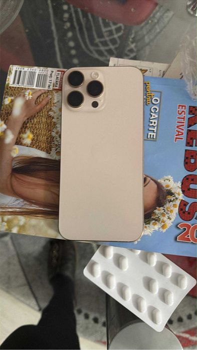 Iphone 16 pro max desert 256 gb