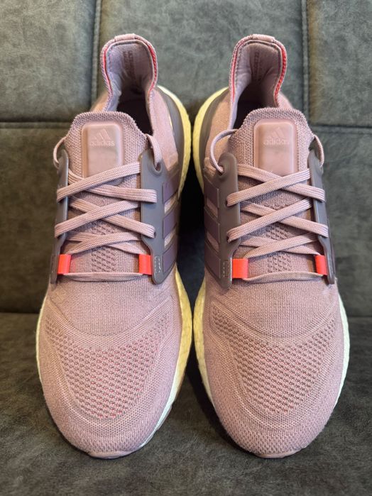 Adidas Ultraboost  22.