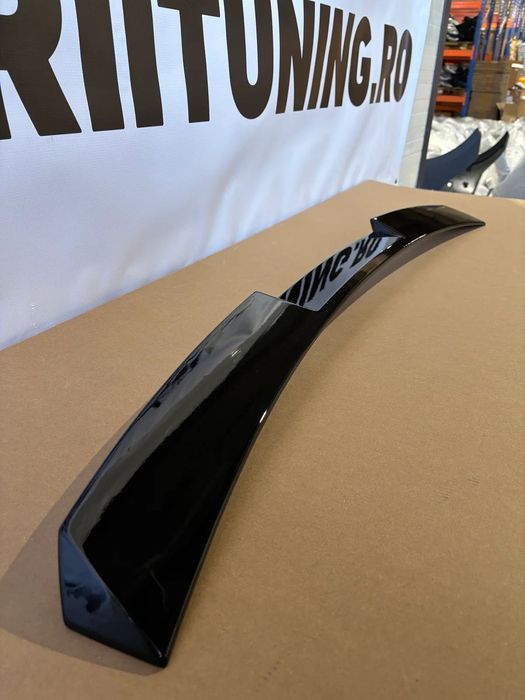 Eleron luneta M4 Style BMW Seria 3 G20 sedan(2018-2023) negru lucios