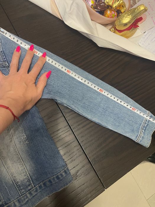 Дънково яке и пола. Цената е за двете.