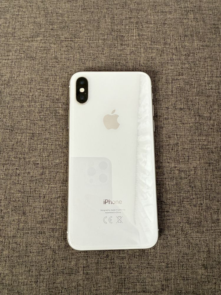 Iphone X 64GB запазен