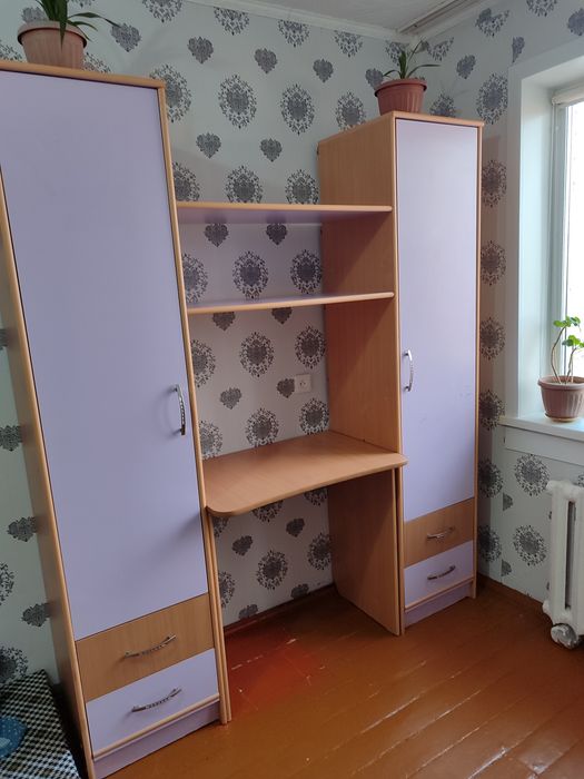 Продам детскую стенку в хорошем состоянии.