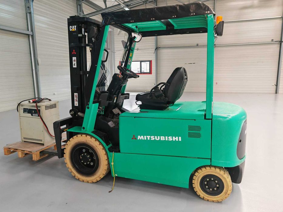Stivuitor electric Mitsubishi cu 4 roți, 3500 kg, translație !
