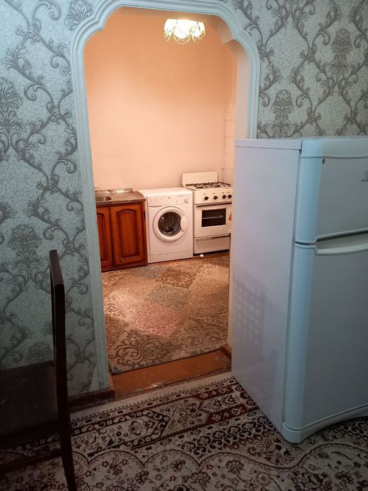 2х ком квартира сотилади срочна...