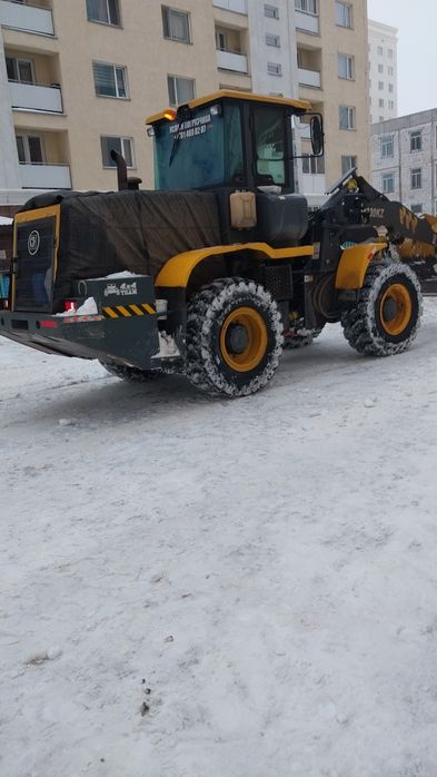 Услуги погрузчика,погрузчик,планировка,погрузка,погрузчик двух кубовый
