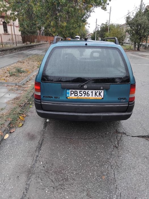 Опел Астра комби