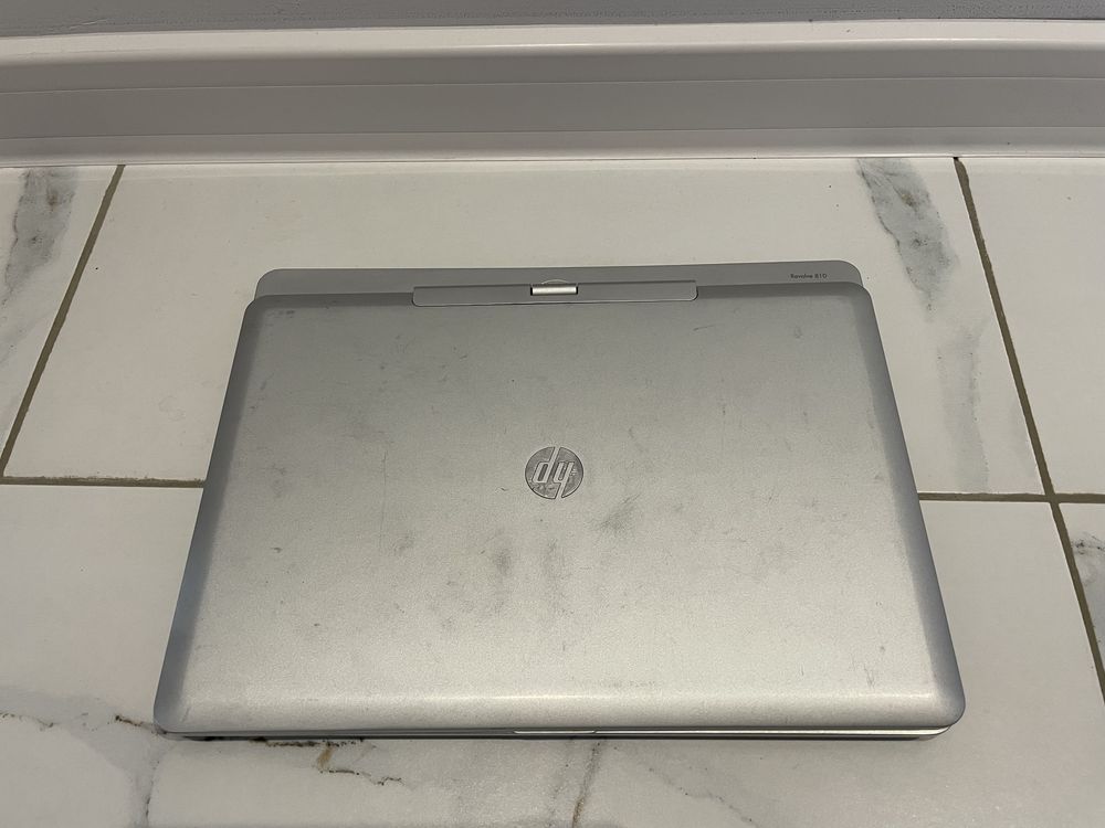 Hp EliteBook 810 - i7-5600U,HDD- 512 SSD, Battery- 2h