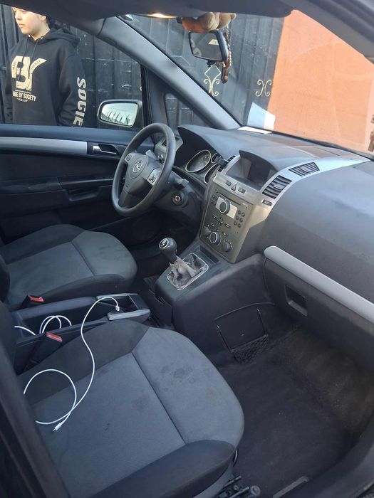 Opel zafira 1,8 benzina