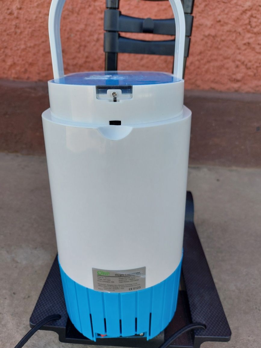 Concentrator  de oxigen  1-5L portabil
BATERIE REINCARCABILA