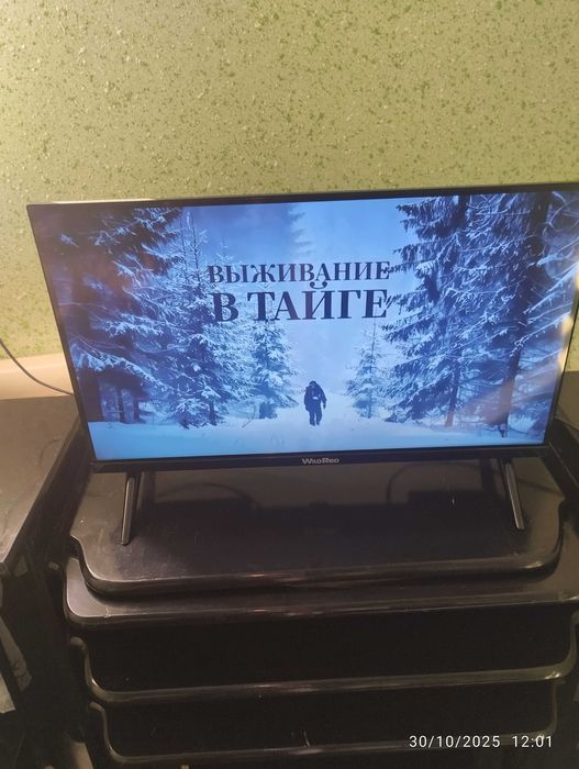 Телевизор сотилади ЯНГИ корбка дакументи ҳамма нарсаси бор йанги