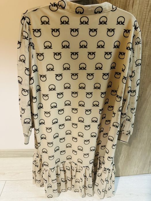 Тюлена рокля”Pinko”-40 размер+колан