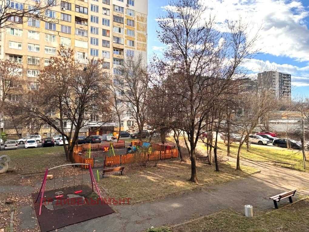 Дава се под наем Двустаен апартамент в София, Банишора - 52 кв.м за 561 € - Снимка #6