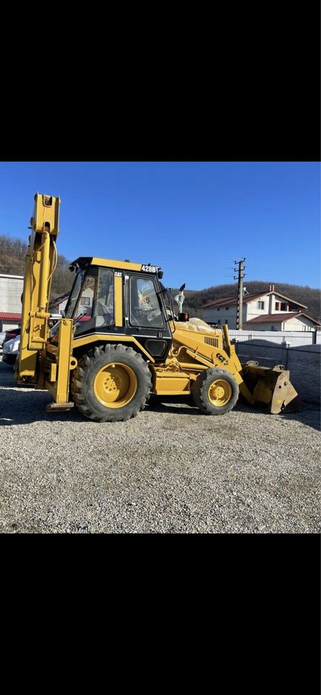 Transport utilaje grele - închiriez trailer și utilaje de construcții