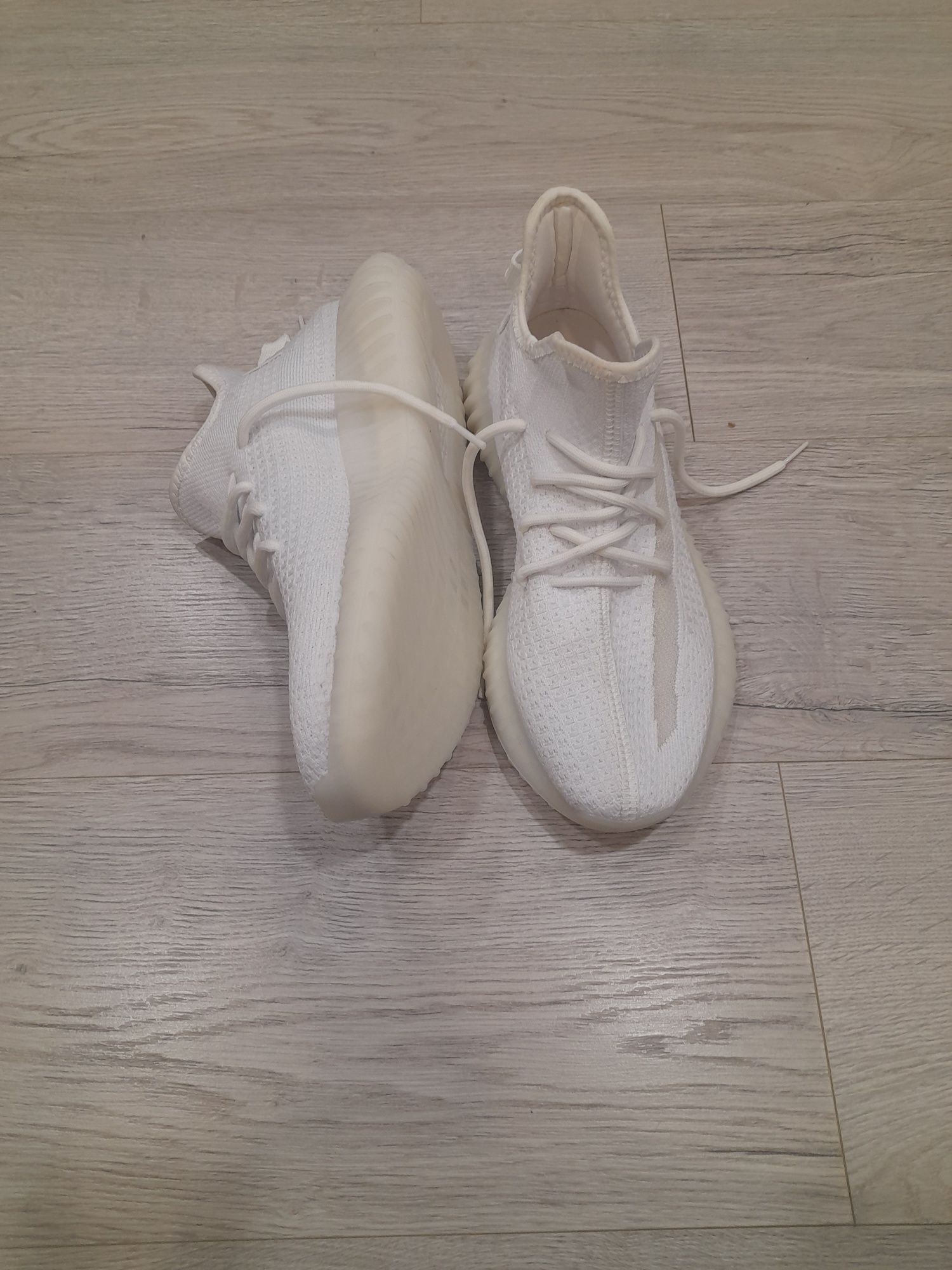 Adidas Yeezy Boost 350