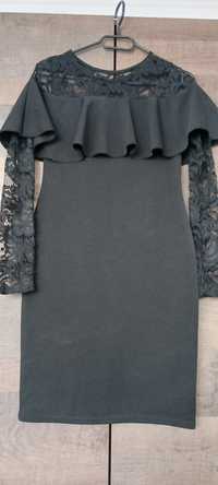 Черна рокля с дантелен ръкав