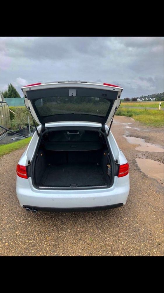 Audi a4 b8 , 2.0 tdi multitronic 8+1