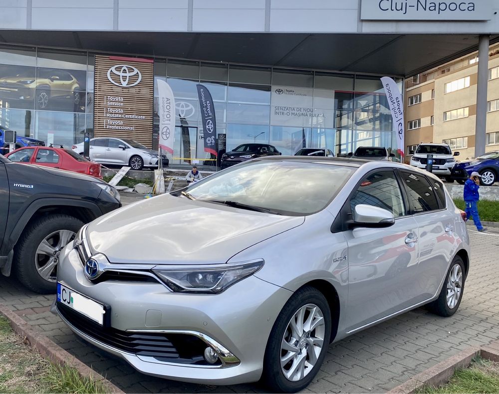 Toyota Auris Hybrid