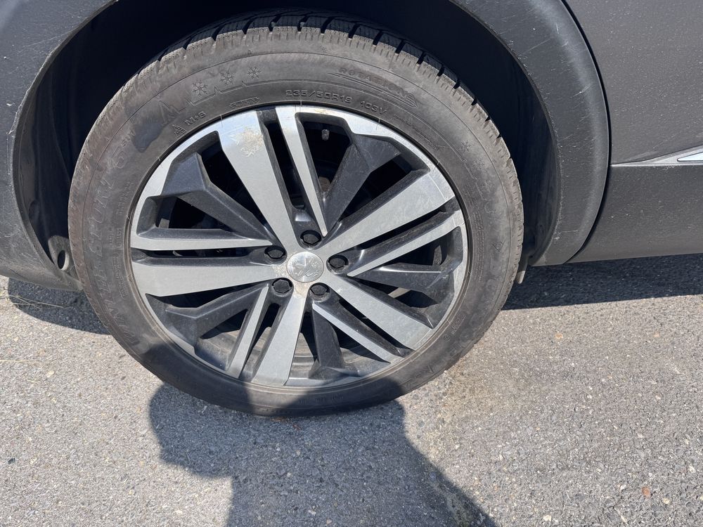Зимни гуми 2 бр. Firestone Winterhawk 4 и Dunlop WinterSport 5