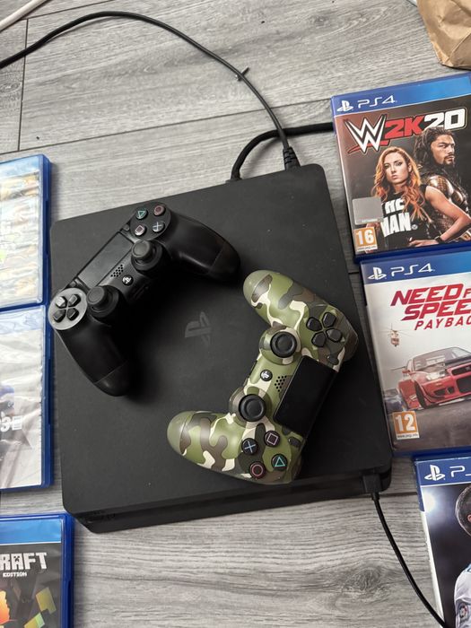 Vand Ps4 Slim 500GB 2 manete!!