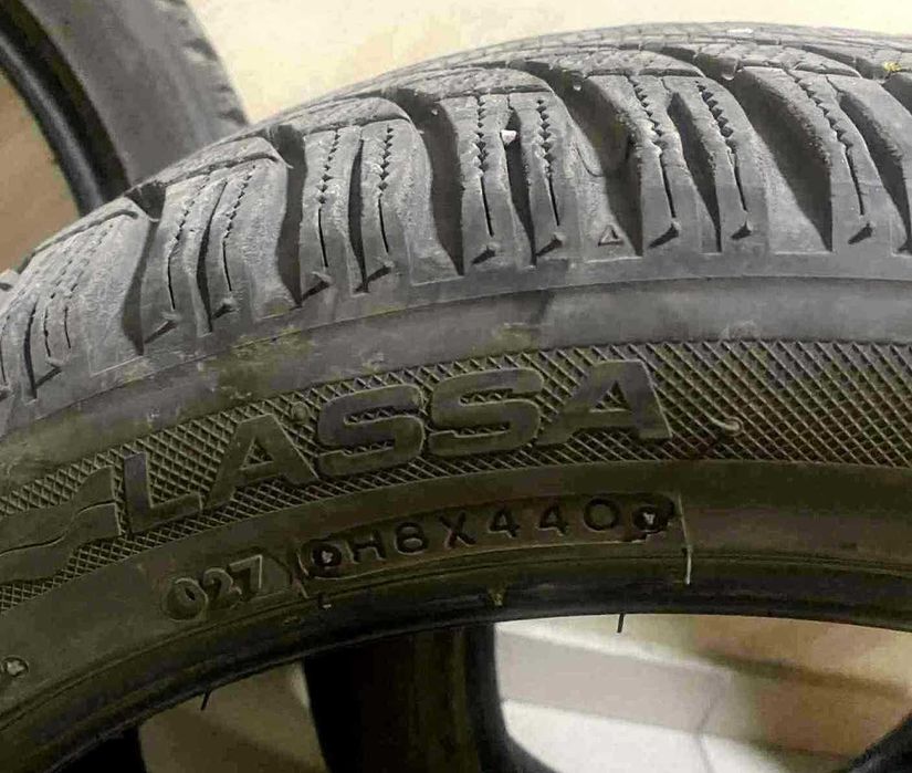 4бр. Зимни гуми 225 /45/17 Lassa snoways 4