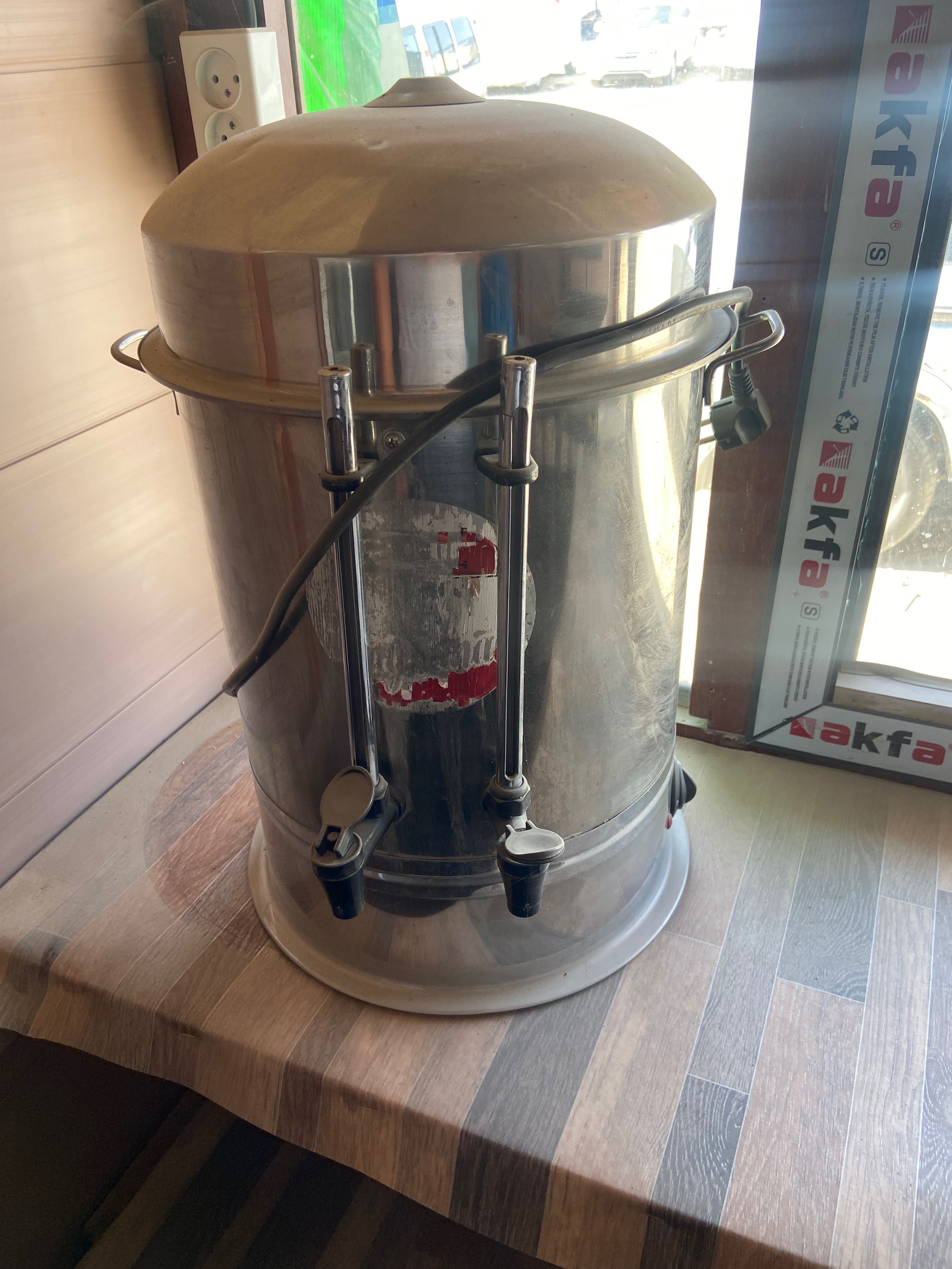 samovar sotiladi