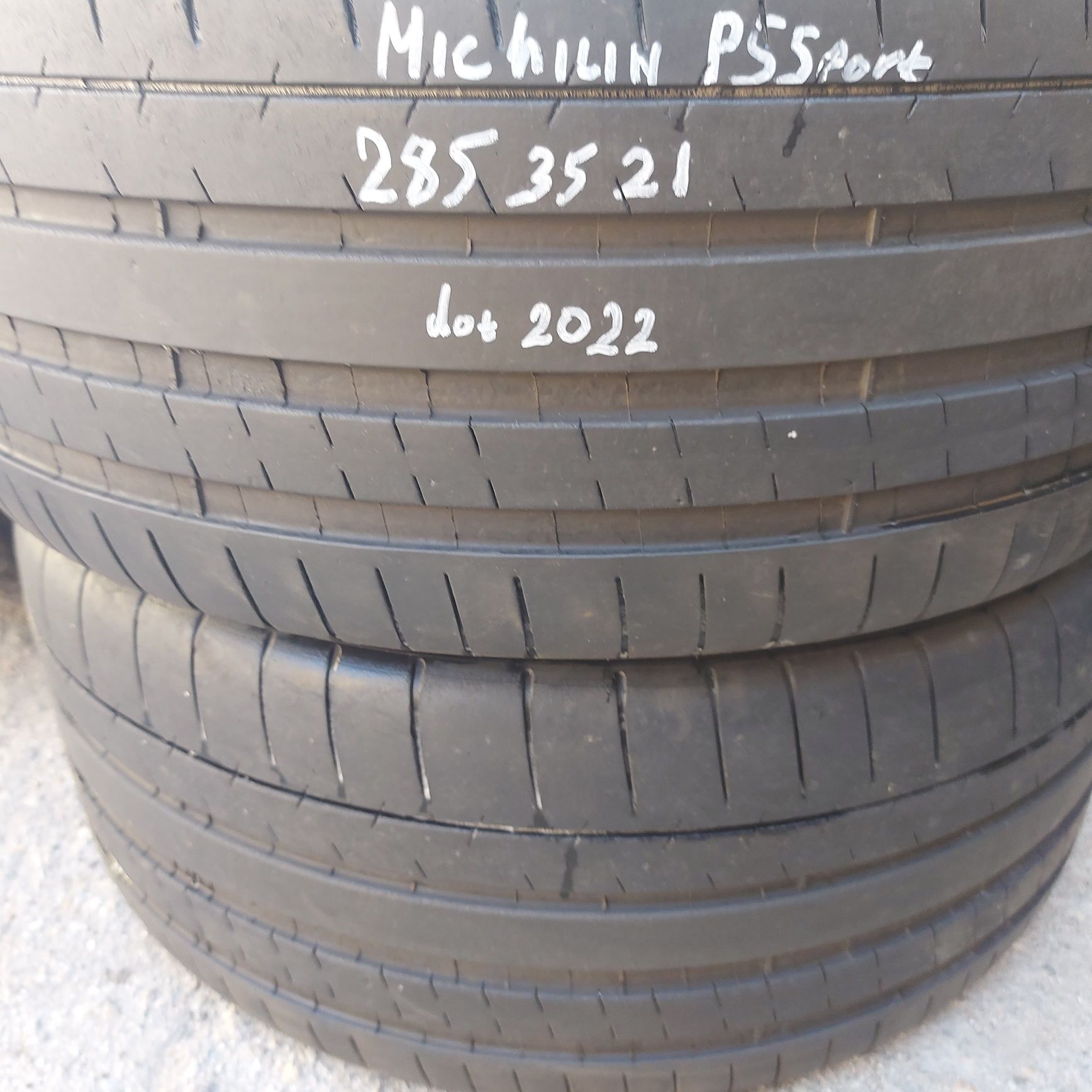 325/30/21"-285/35/21"Michelin pilot super sport. Dot2021/2022