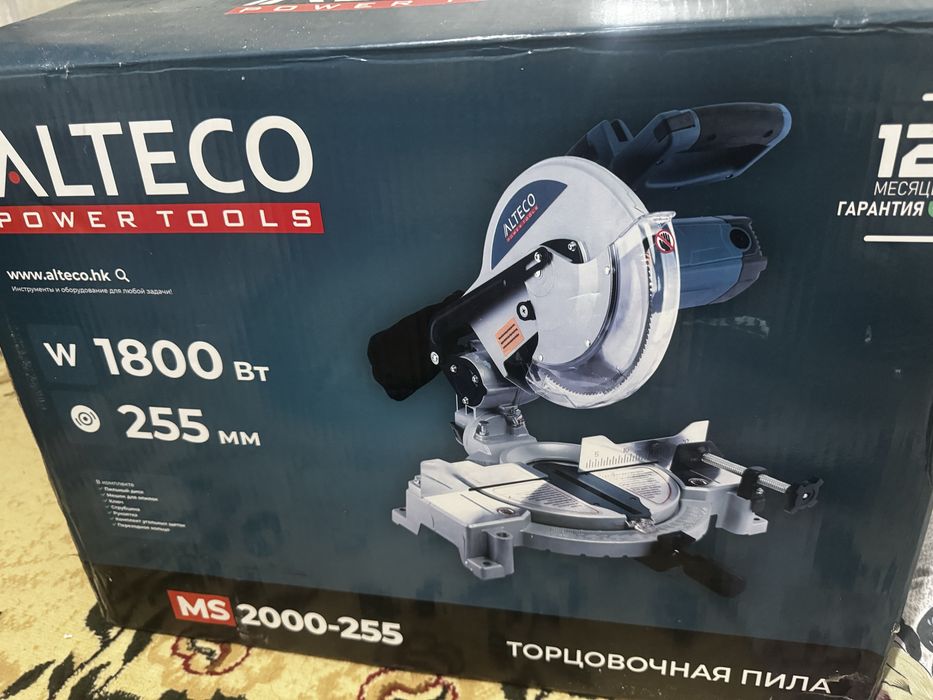 Торцовочная пила электрическая от компании Алтеко..