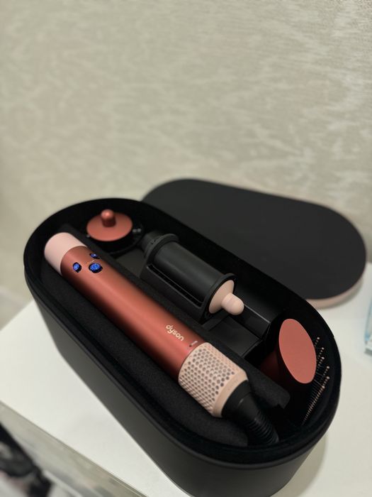Dyson HS08 long styler