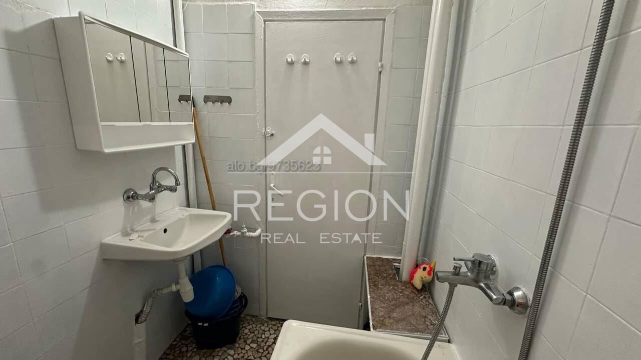 Дава се под наем Тристаен апартамент в Пловдив, Каменица 1 - 88 кв.м за 382.5 € - Снимка #9