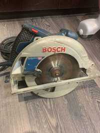 Продам циркулярную пилу Bosch