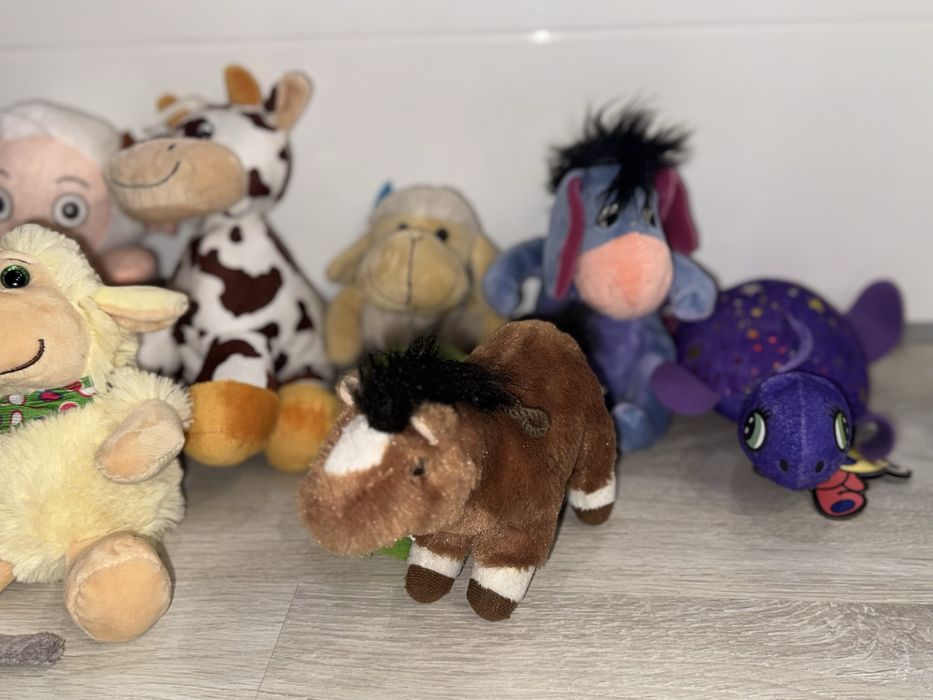 Плюшени играчки