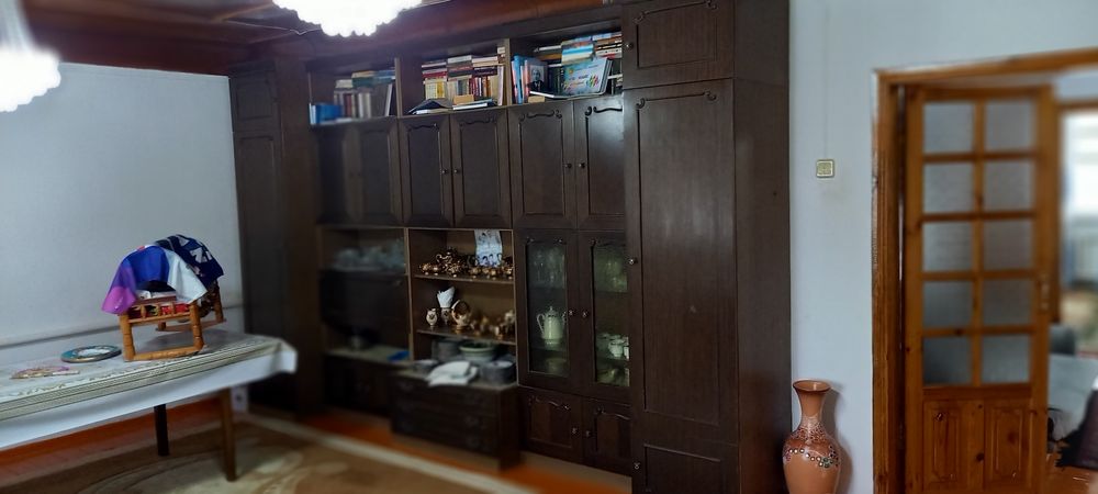 Стенки мебельные для зала