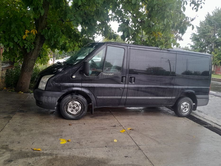 Vând Ford transit 2012 motor defect