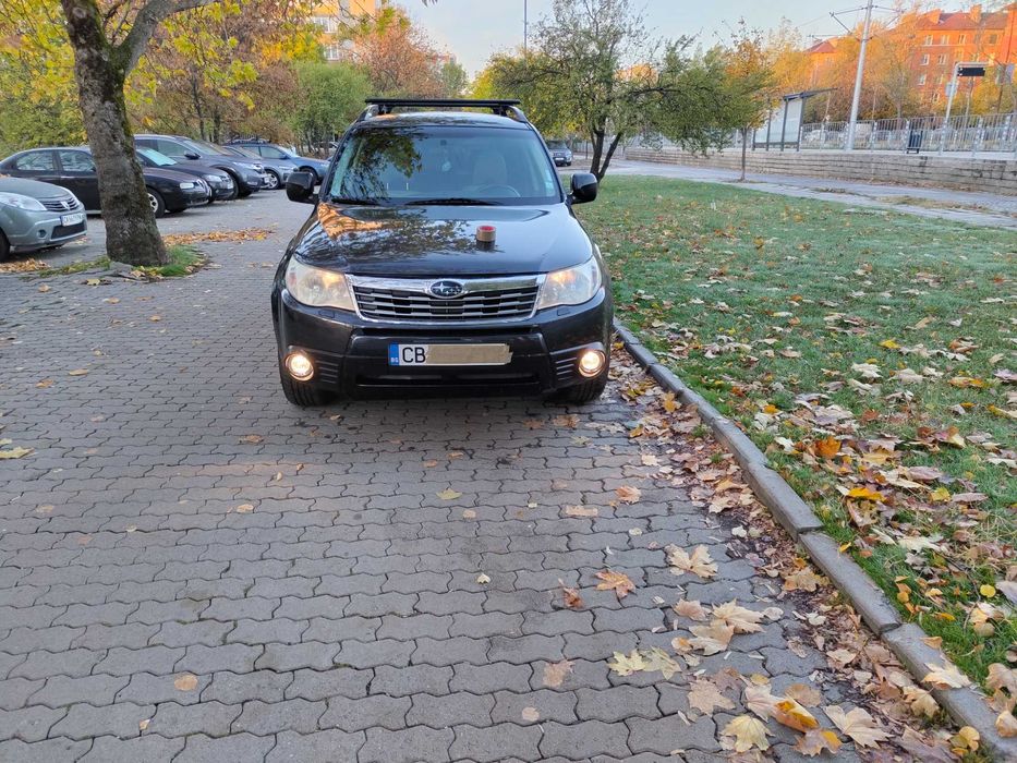 Продава супер гледан автомобил