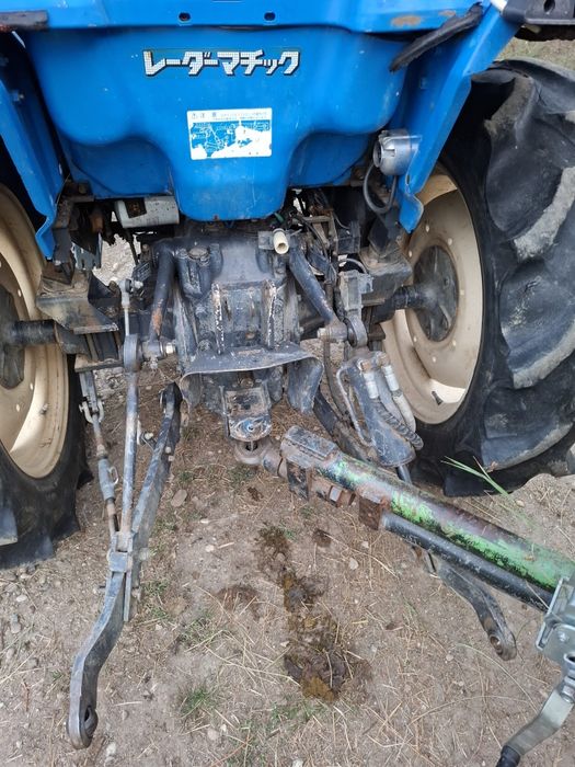 Tractor iseki 26 cai