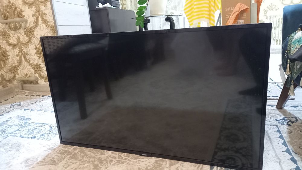 Продам телевизор philips