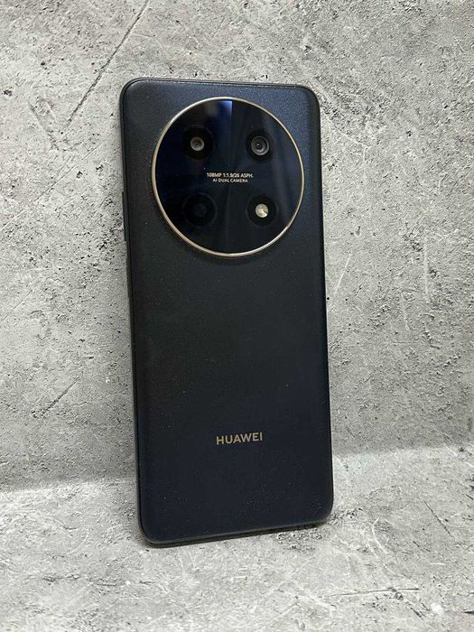 Huawei Nova 12i 256 GB (Астана, Богенбая 54) лот 762613