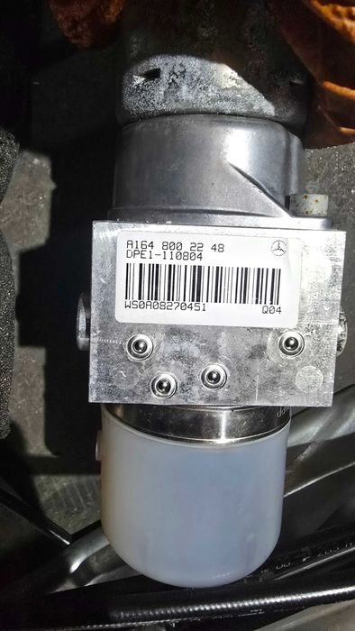pompa hidraulica portbagaj electric Mercedes A1648002248 ML W164 ML320