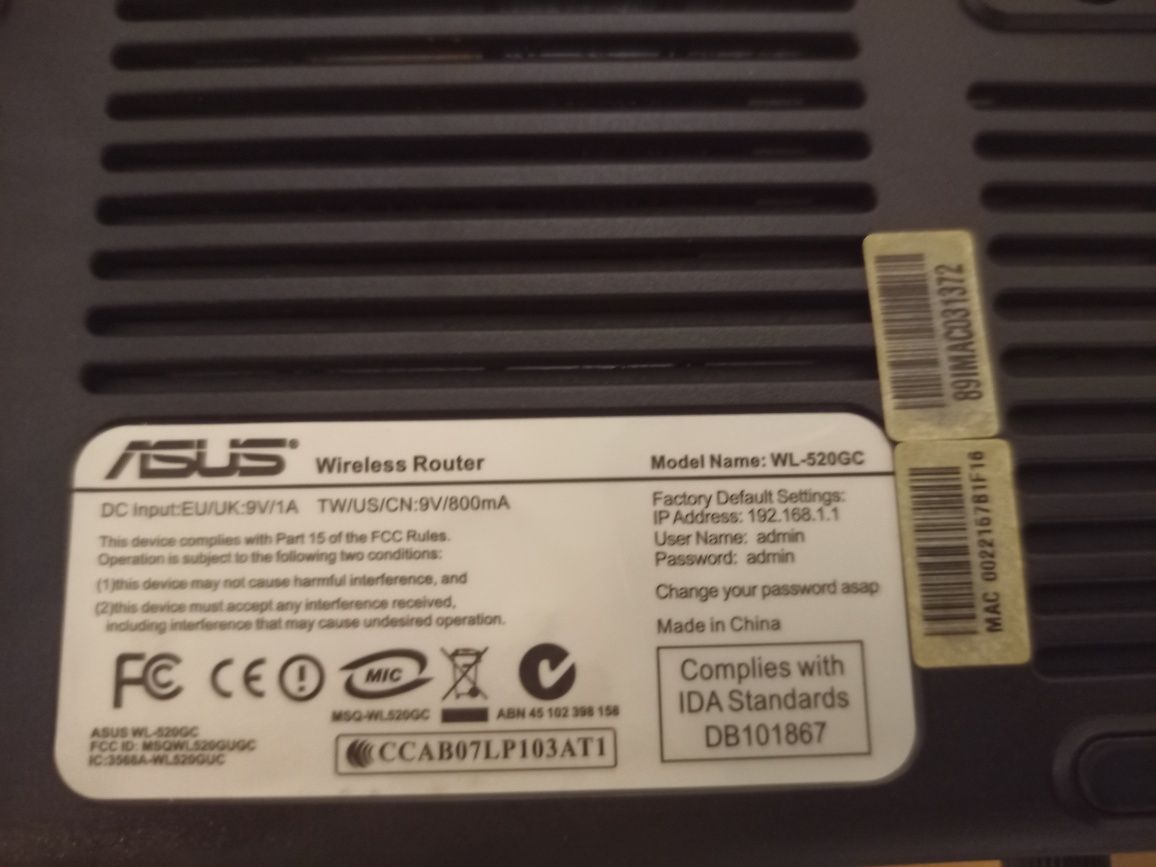 Router wireless ASUS WL-520GC