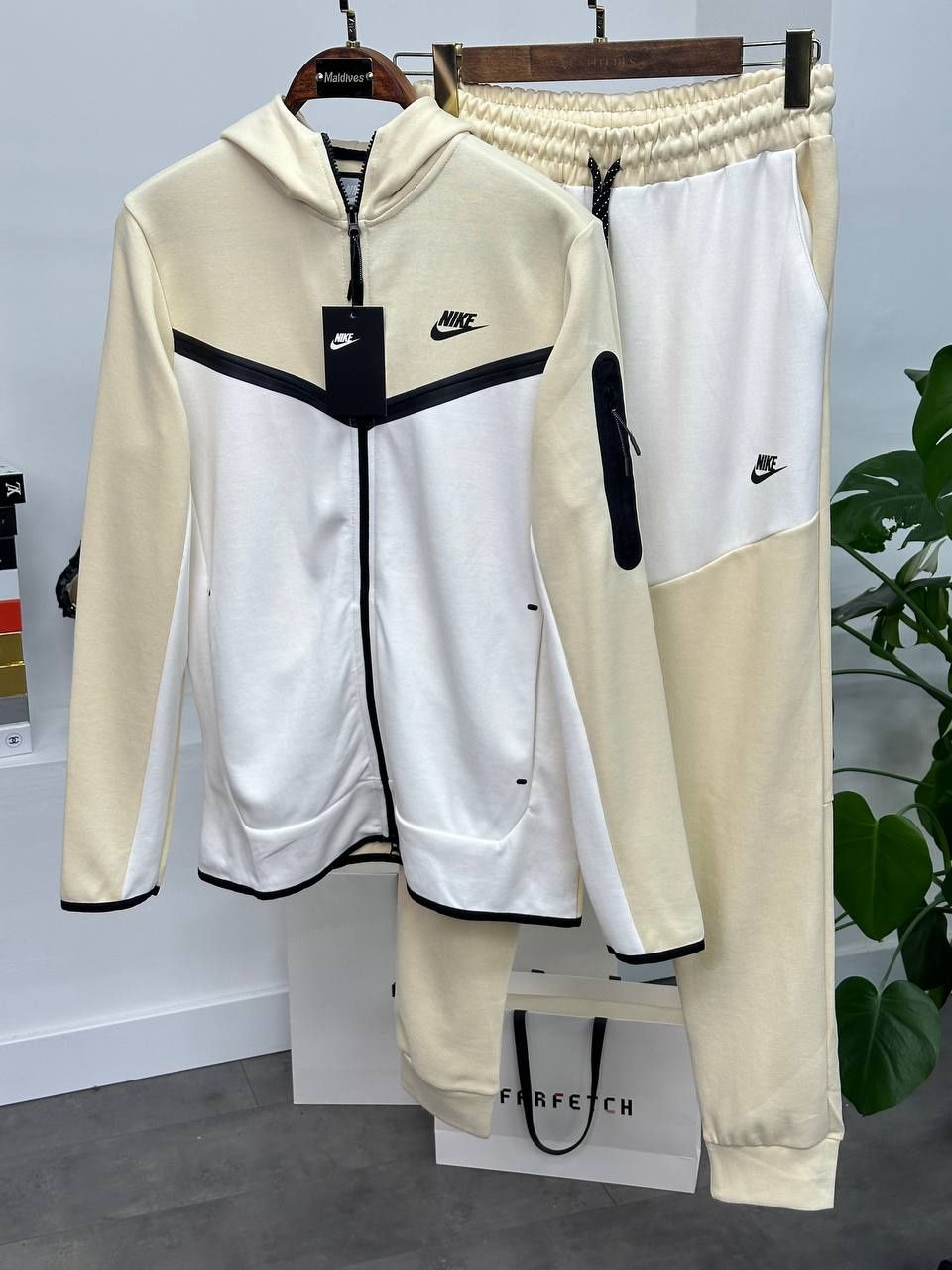 Екипи Nike Tech Fleece