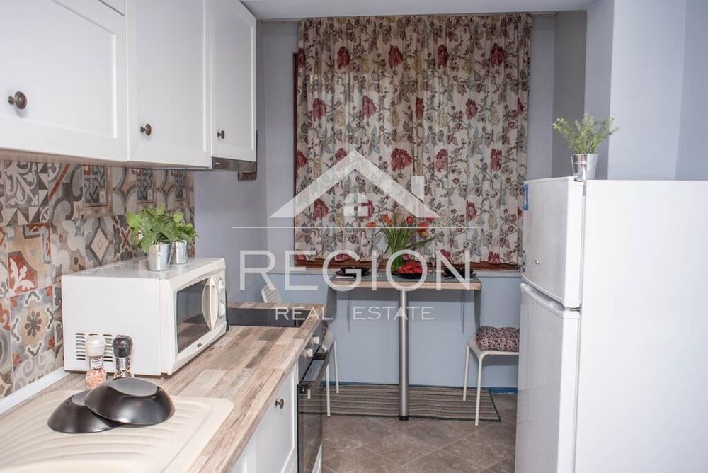 Дава се под наем Двустаен апартамент в Варна, Гръцка махала - 68 кв.м за 464.1 € - Снимка #2